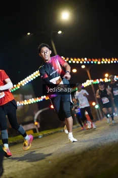 Runner Photo 4407985