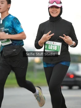Runner Photo 4407998