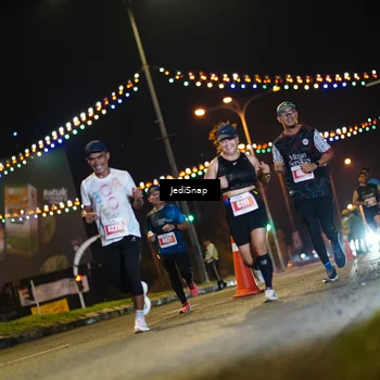 Runner Photo 4408031
