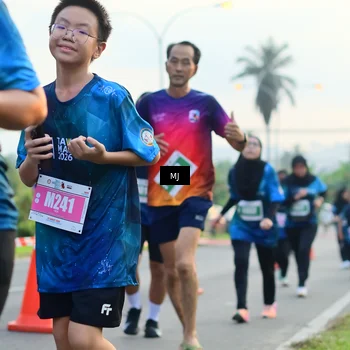 Runner Photo 4408060