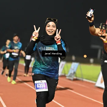 Runner Photo 4408070