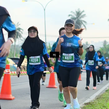 Runner Photo 4408080