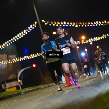 Runner Photo 4408082