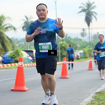Runner Photo 4408112