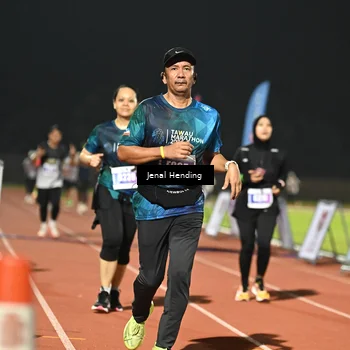 Runner Photo 4408148