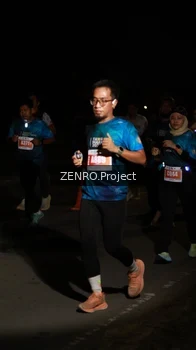 Runner Photo 4408172