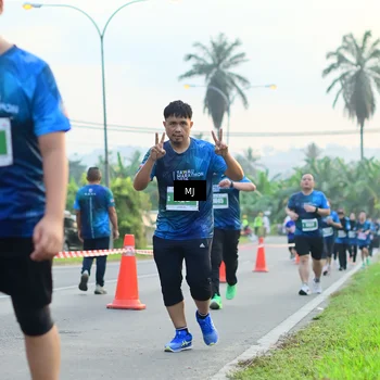 Runner Photo 4408174