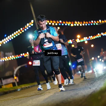 Runner Photo 4408197