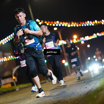 Runner Photo 4408210