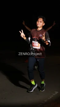 Runner Photo 4408237