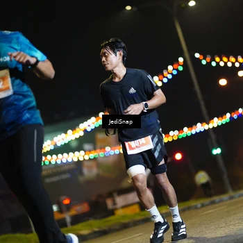 Runner Photo 4408263