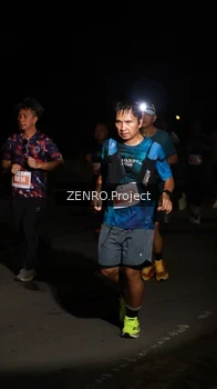 Runner Photo 4408265