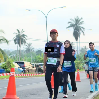 Runner Photo 4408313
