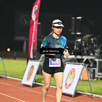 Runner Photo 4408365