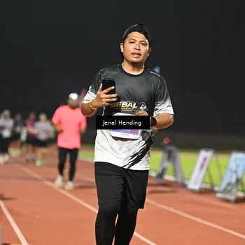 Runner Photo 4408377