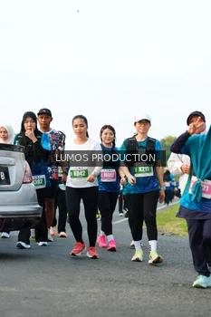 Runner Photo 4408424
