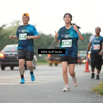 Runner Photo 4408441