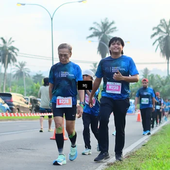 Runner Photo 4408449