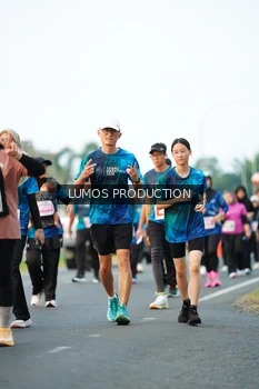 Runner Photo 4408465