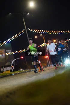 Runner Photo 4408479