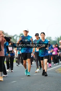 Runner Photo 4408486