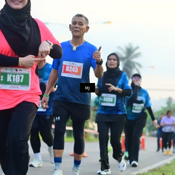 Runner Photo 4408566