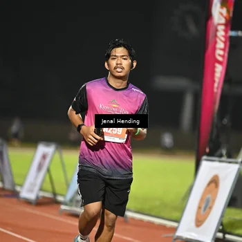 Runner Photo 4408610