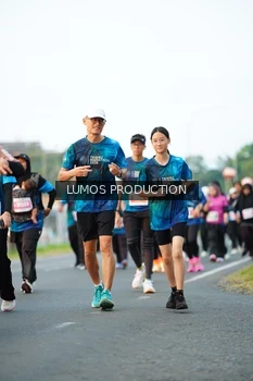 Runner Photo 4408623