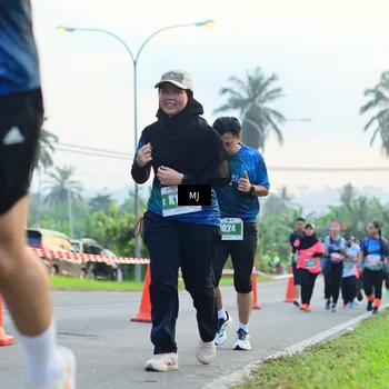 Runner Photo 4408709