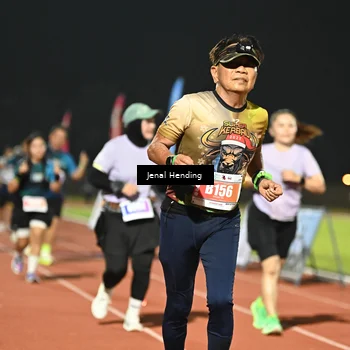Runner Photo 4408757