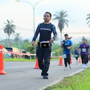 Runner Photo 4408807