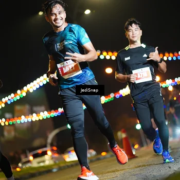 Runner Photo 4408917
