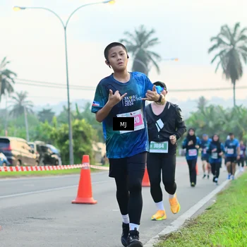 Runner Photo 4408936