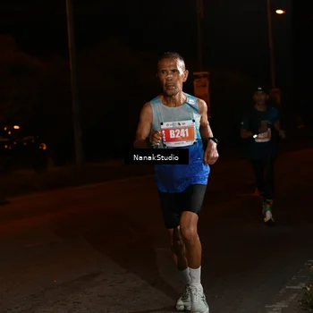 Runner Photo 4408946