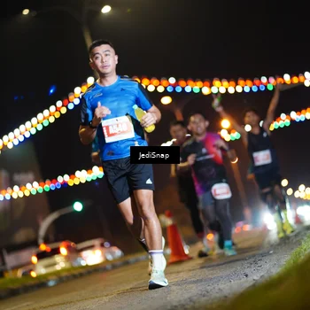 Runner Photo 4408973