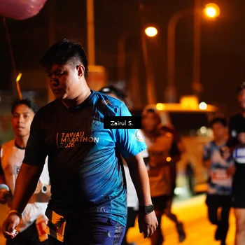 Runner Photo 4409076