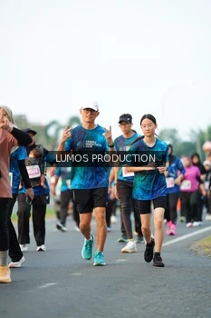 Runner Photo 4409177