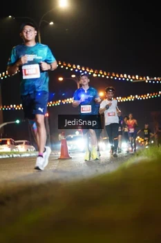 Runner Photo 4409249