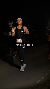 Runner Photo 4409376