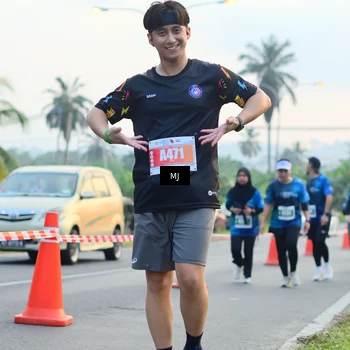 Runner Photo 4409390
