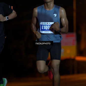 Runner Photo 4409391