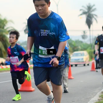 Runner Photo 4409419
