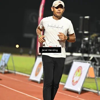 Runner Photo 4409537