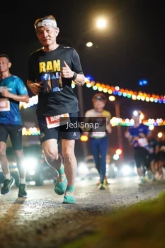 Runner Photo 4409545