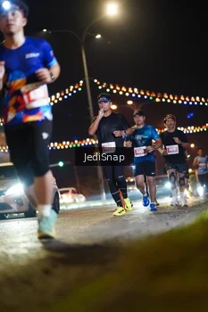 Runner Photo 4409618