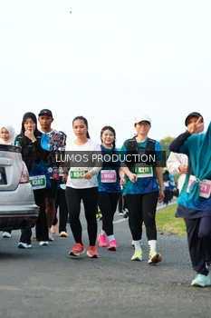 Runner Photo 4409659