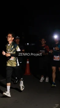 Runner Photo 4409673
