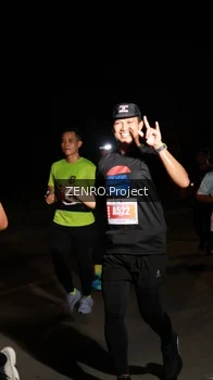 Runner Photo 4409701