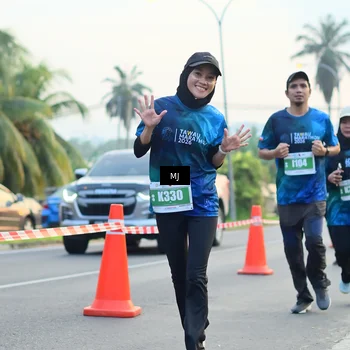 Runner Photo 4409818