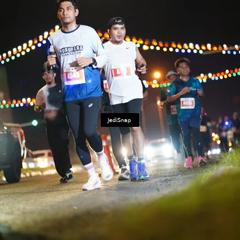 Runner Photo 4409892